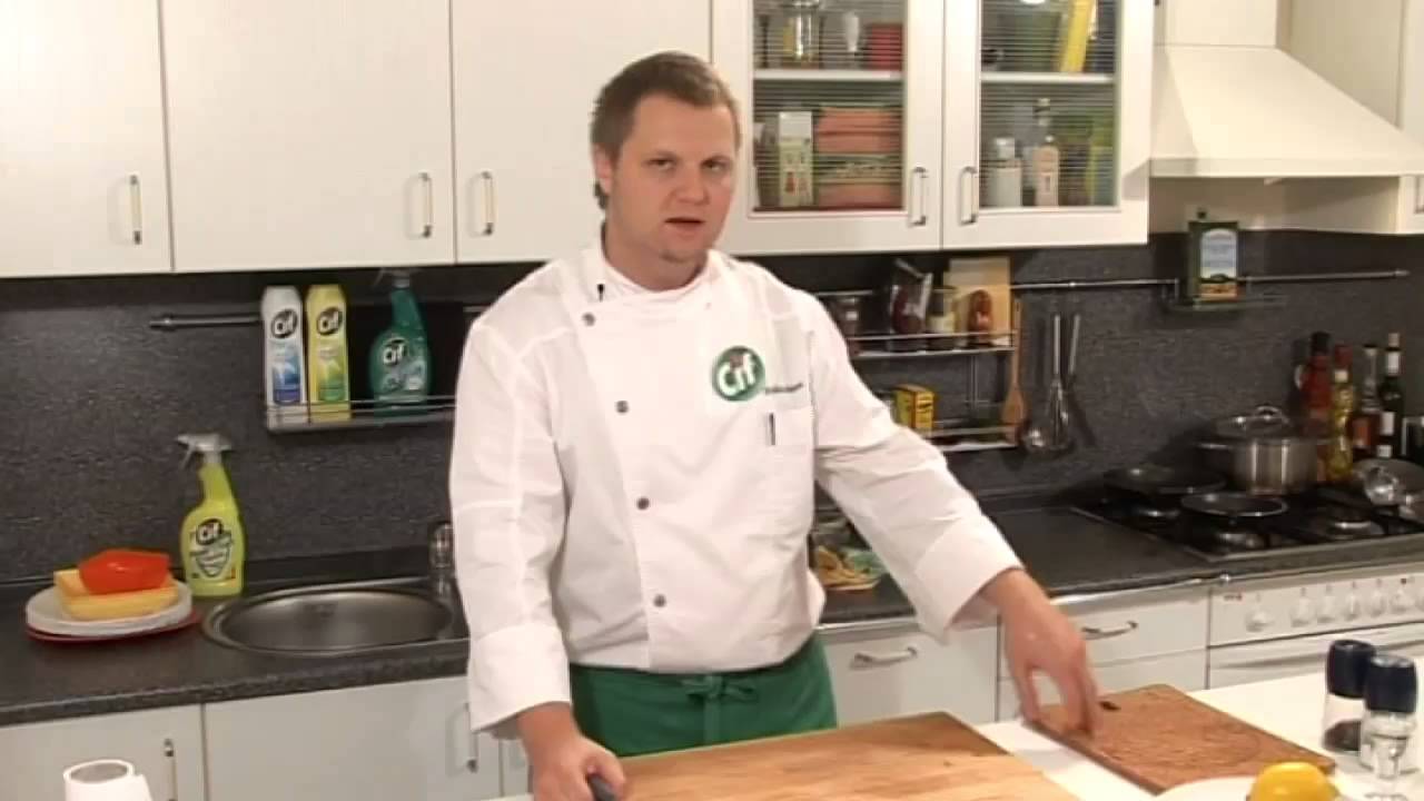Креветки  «Бокано» (жареные с лимоном и чесноком с анисовом(самбука) соусом)