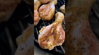 Erflied Chicken Legs On The Kamado Joe