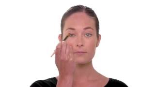 How-to: Apply Smooth Affair for Eyes screenshot 1