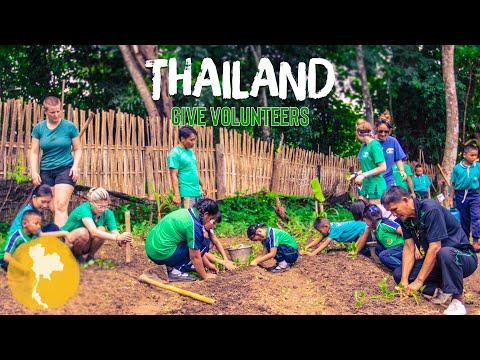 Video: Voor De Kinderen: Thai Mueang Volunteers - Matador Network