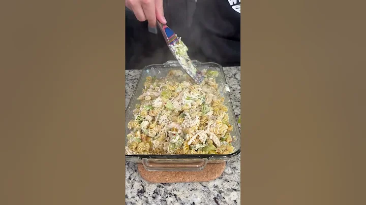 Dump and Bake Garlic Parmesan Chicken Pasta 🍗