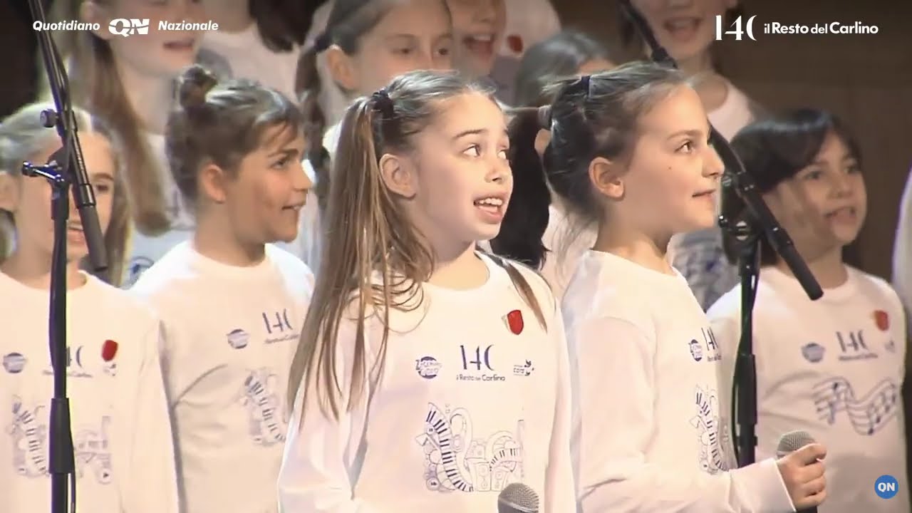 Zecchino d'Oro Medley- Piccolo Coro Dell'Antoniano- Nicole e Gloria