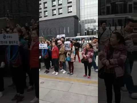 为何e租宝事件中国媒体只字不提 李克强倡导的项目出事了不闻不问 Youtube 为何e租宝事件中国媒体只字不提 李克强倡导的项目出事了不闻不问 Youtube
