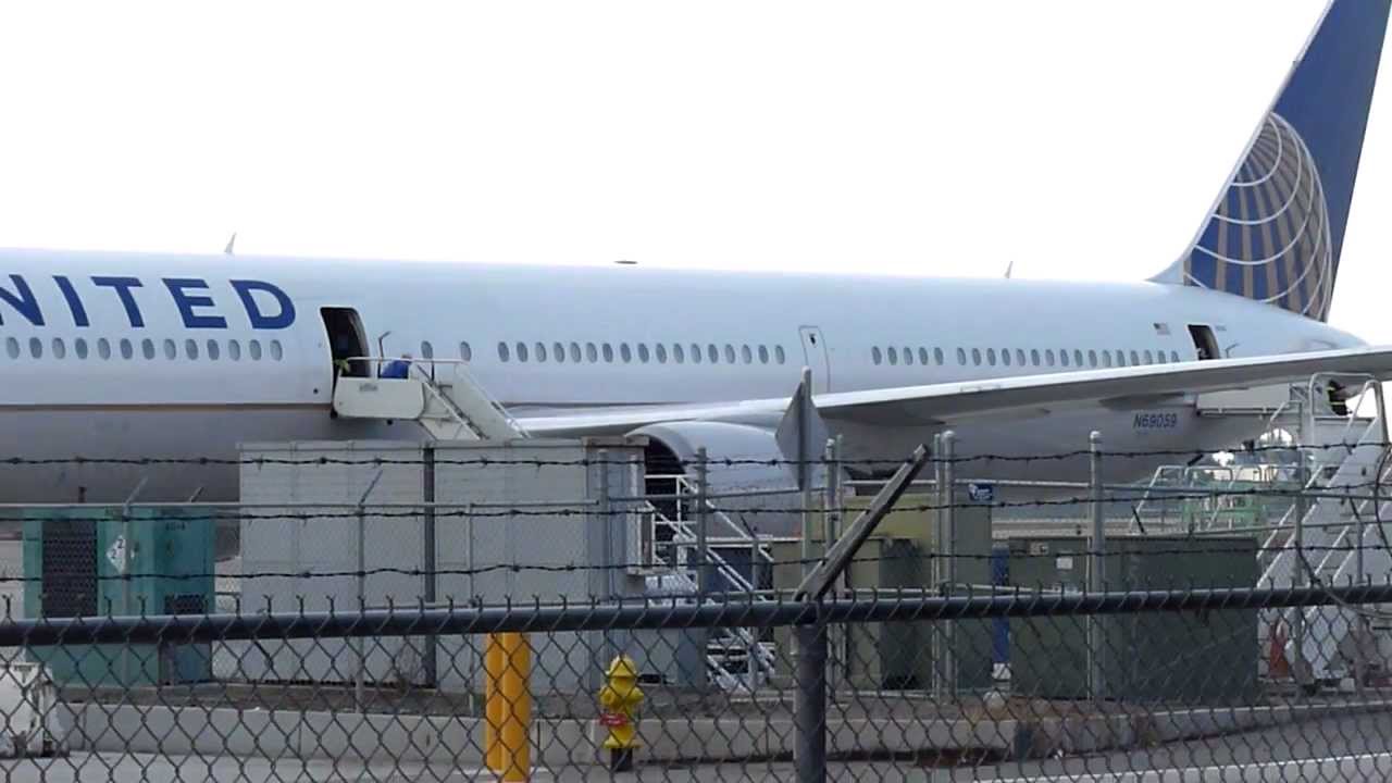 HD United Airlines 767400 [N69059] Parked at the Ramp at San Jose