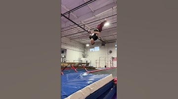 SLOW MOTION FRONT FLIP 1.5 TWIST Rudy 😏Gymnast Training Tricking Parkour Trampoline Cirque Fitness