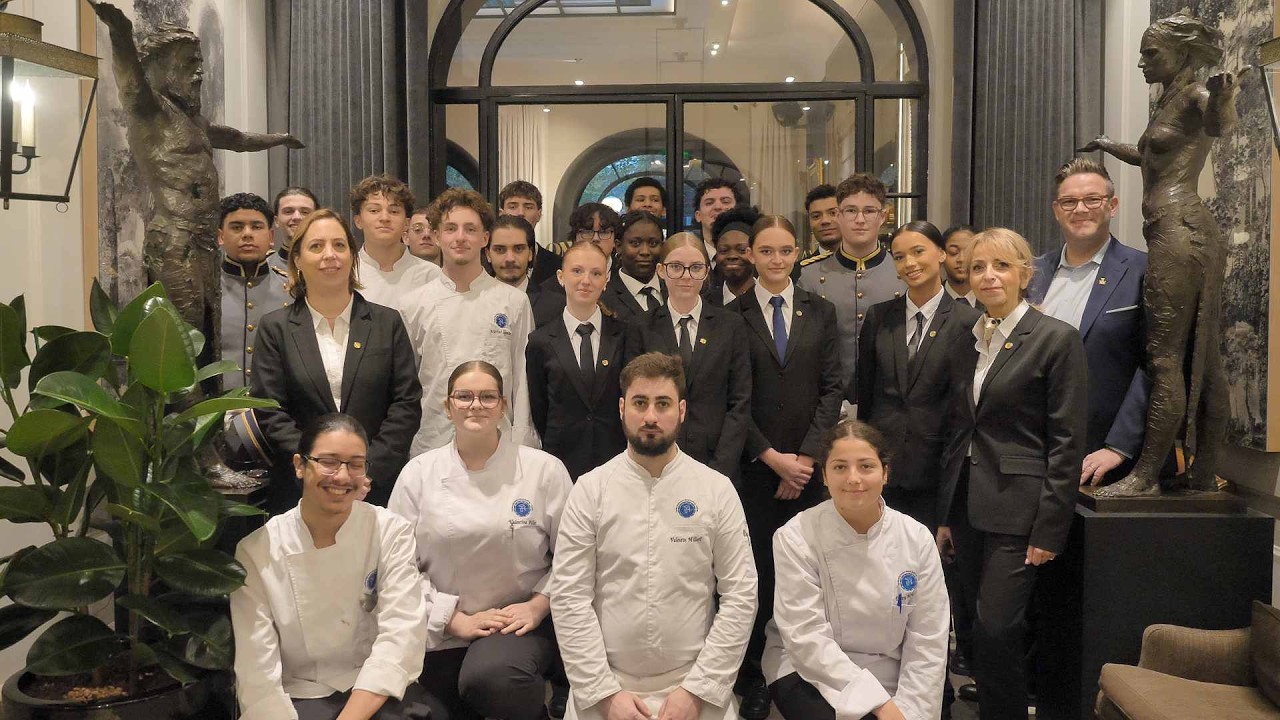 Promotion Lancaster : Le lycée René Auffray au gala des 100 ans de l'Hôtel Lancaster
