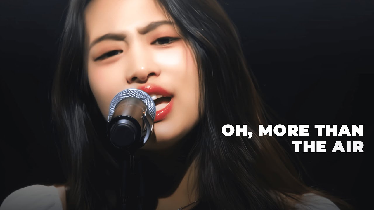 AHYEON - 'DANGEROUSLY' MV LYRICS VIDEO 🎵 (4K)