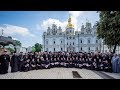 Предстоятель УПЦ очолив урочистості у день випуску в Київських духовних школах