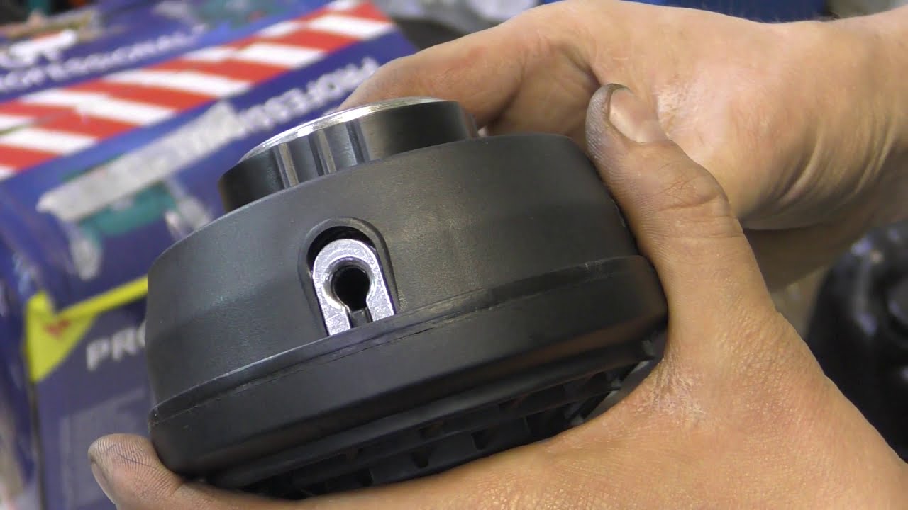 Новая катушка с подшипником для триммера. Установка ножа и катушки на ...