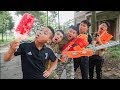 Battle Nerf War: Salesman Nerf Guns Robber Group ICE CREAM BATTLE