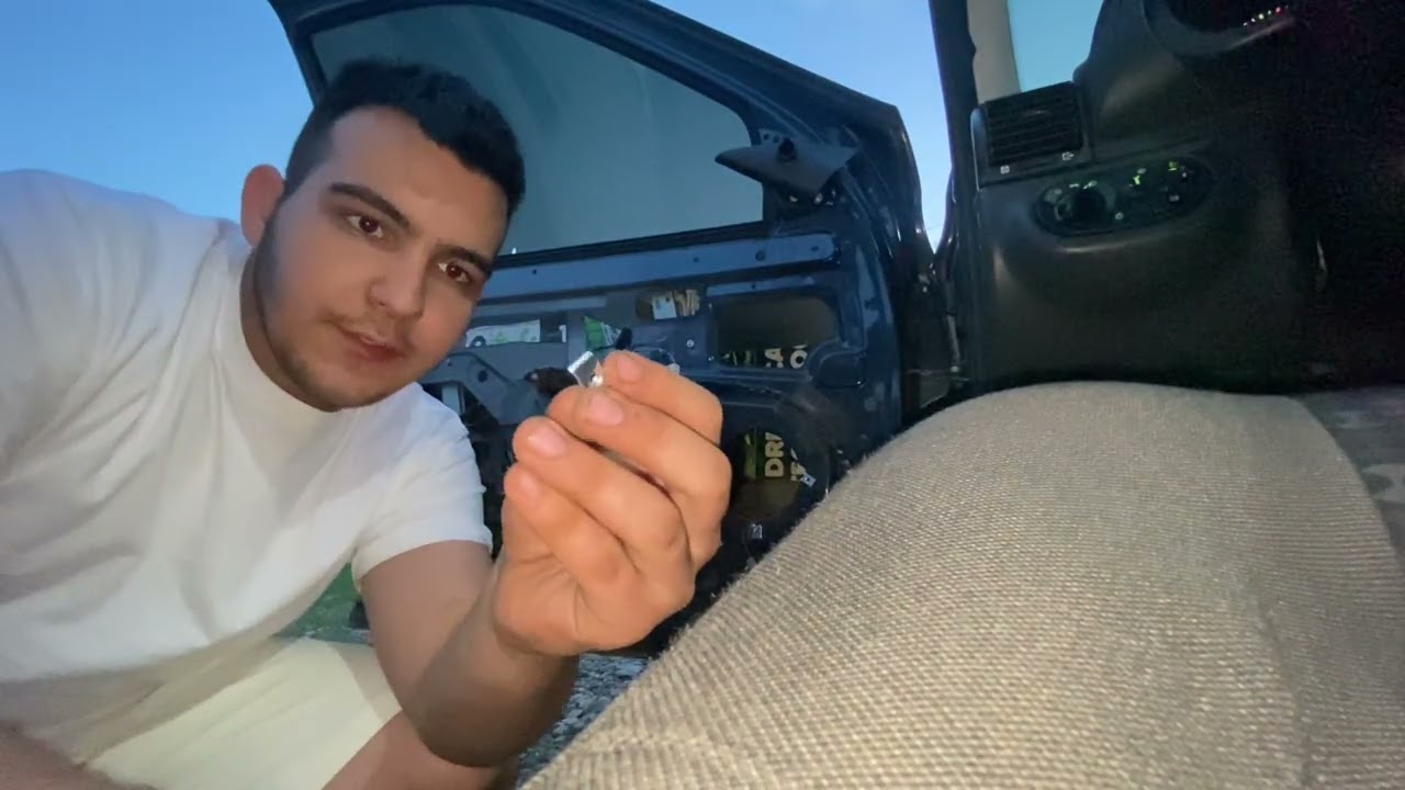 «Замена штатных динамиков в LADA Kalina I на DL Audio Raven 130 v.2»