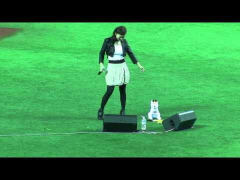 華原　朋美　　「I'm proud」 　2013年3月31日 ヤフードーム　２曲目