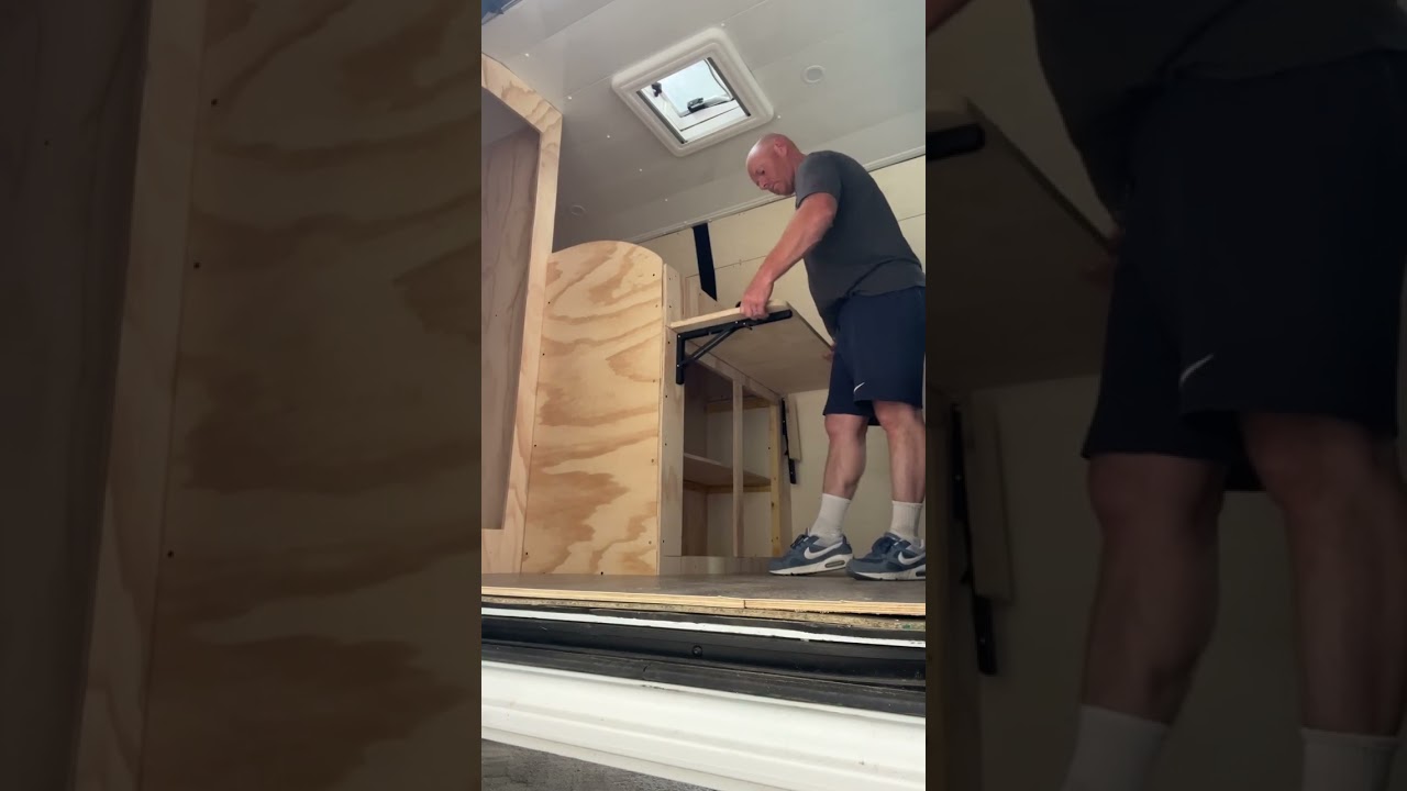 Création table gain de place  van aménagé