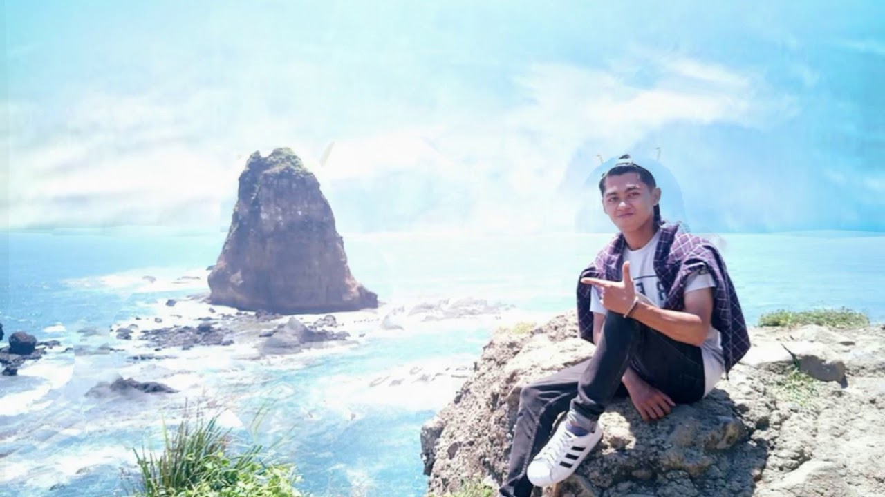 Pantai payangan Jember - YouTube