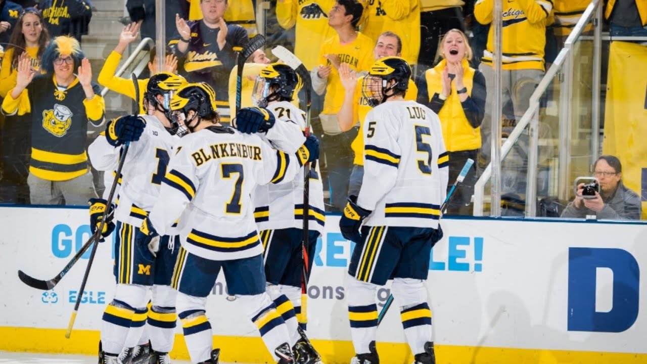 College Hockey Pump Up "Best Friends" Win Big Sports