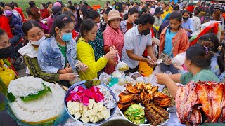 Lined up for breakfast, factory workers buying street food, cheap street food