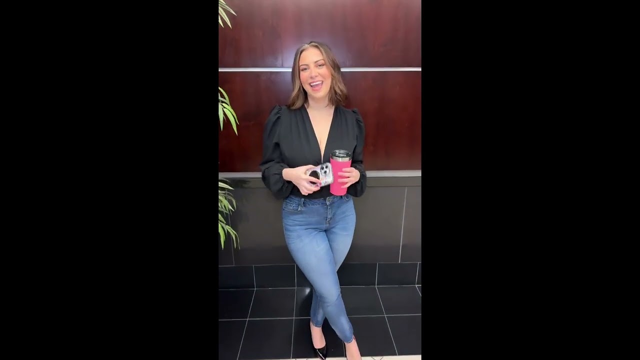 Kelly Monroe ✅- Elegant Plus-Size Model & Lifestyle Star | Hub of Models"