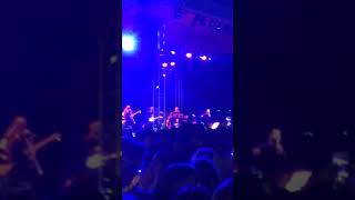 Koray Avcı Ankara Nata Vega Konserinde Oyun Havası Oynuyor 😉