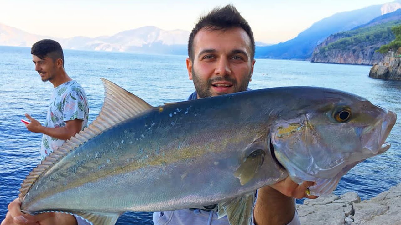 GİANT AMBERJACK FİSHİNG ! Fethiye Ölüdeniz Kelebekler Vadisinde RÜYA GİBİ BALIK AVI #Shorejigging