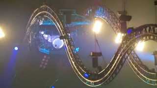 tommy lee roller coaster drum solo manchester uk