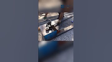 Uốn thép chống cắt bằng máy, nhanh hiệu quả!