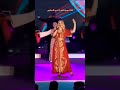 فنانة روسية تغني انا دمي فلسطيني