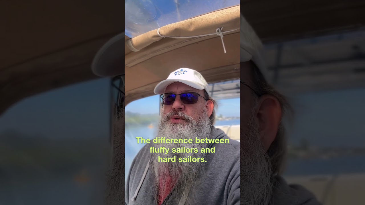 ⁣The joy of cruising calmly down the ICW with no drama