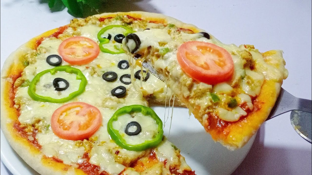 Shahi Chicken pizza | Pizza Without Oven Recipe By chatpaty pakwan