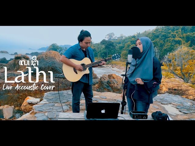 Weird Genius - Lathi (ꦭꦛꦶ) (ft. Sara Fajira) | Live Acoustic Cover class=