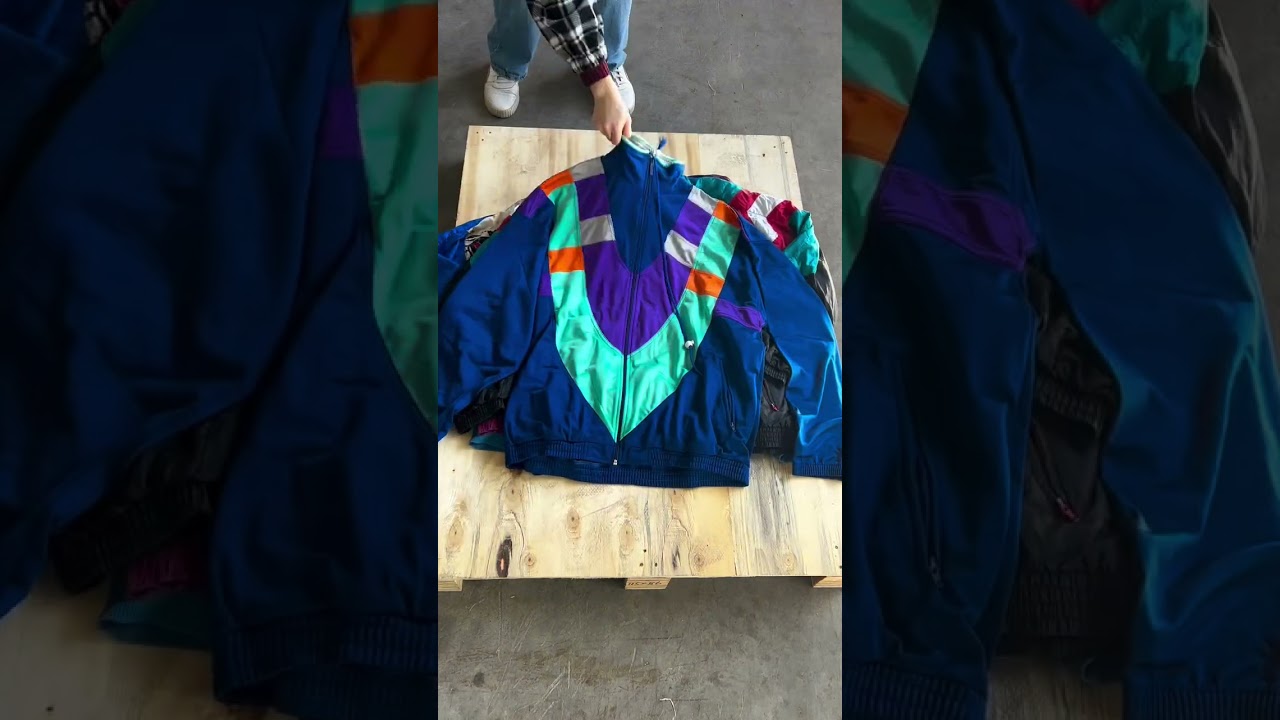 🏷️ Some of Our Best Vintage Wholesale Products – Trackjackets, Trackpants & More!