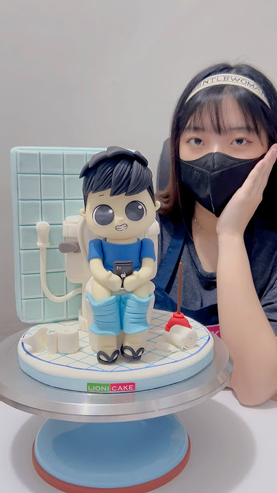 Why is the cake so dirty?? #cake #cakedecorating #birthdaycake #lionicake