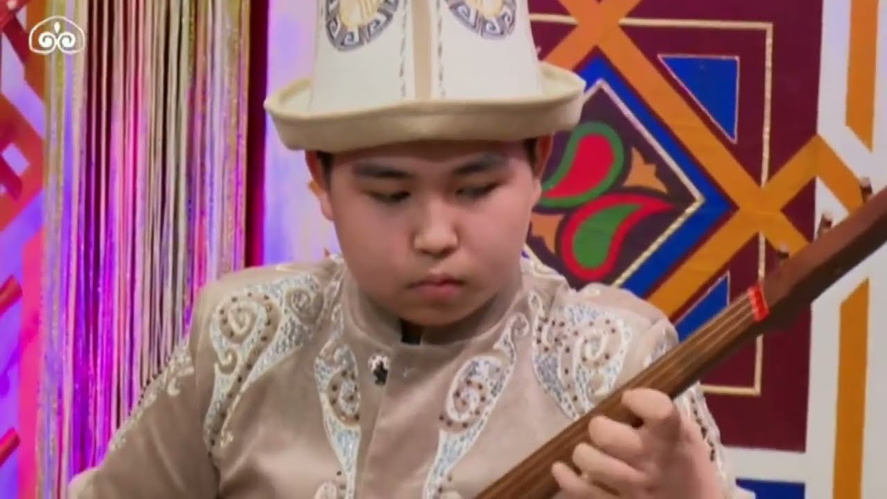 Адил Нураков. 14 жашта / 