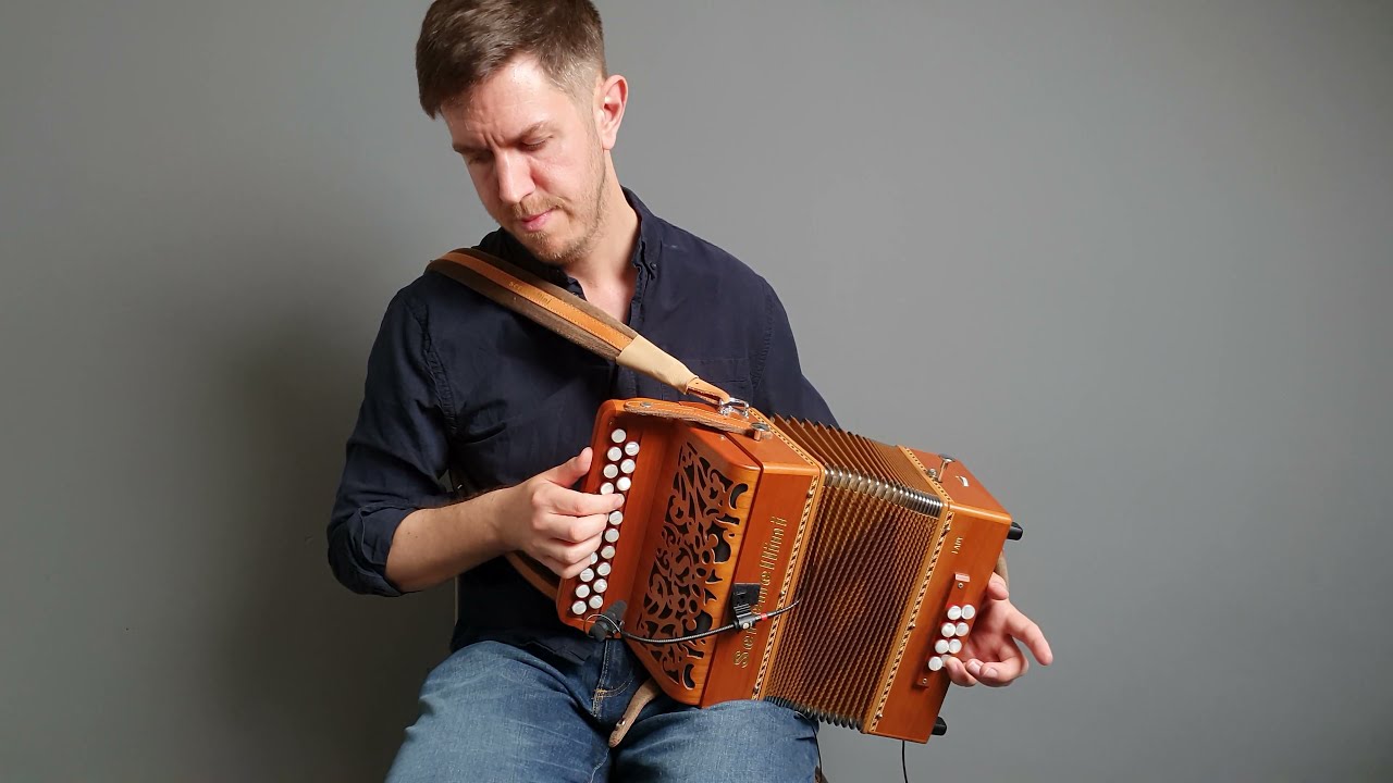 Captain Lanoe's Quick March / Mrs Casey - English melodeon jigs