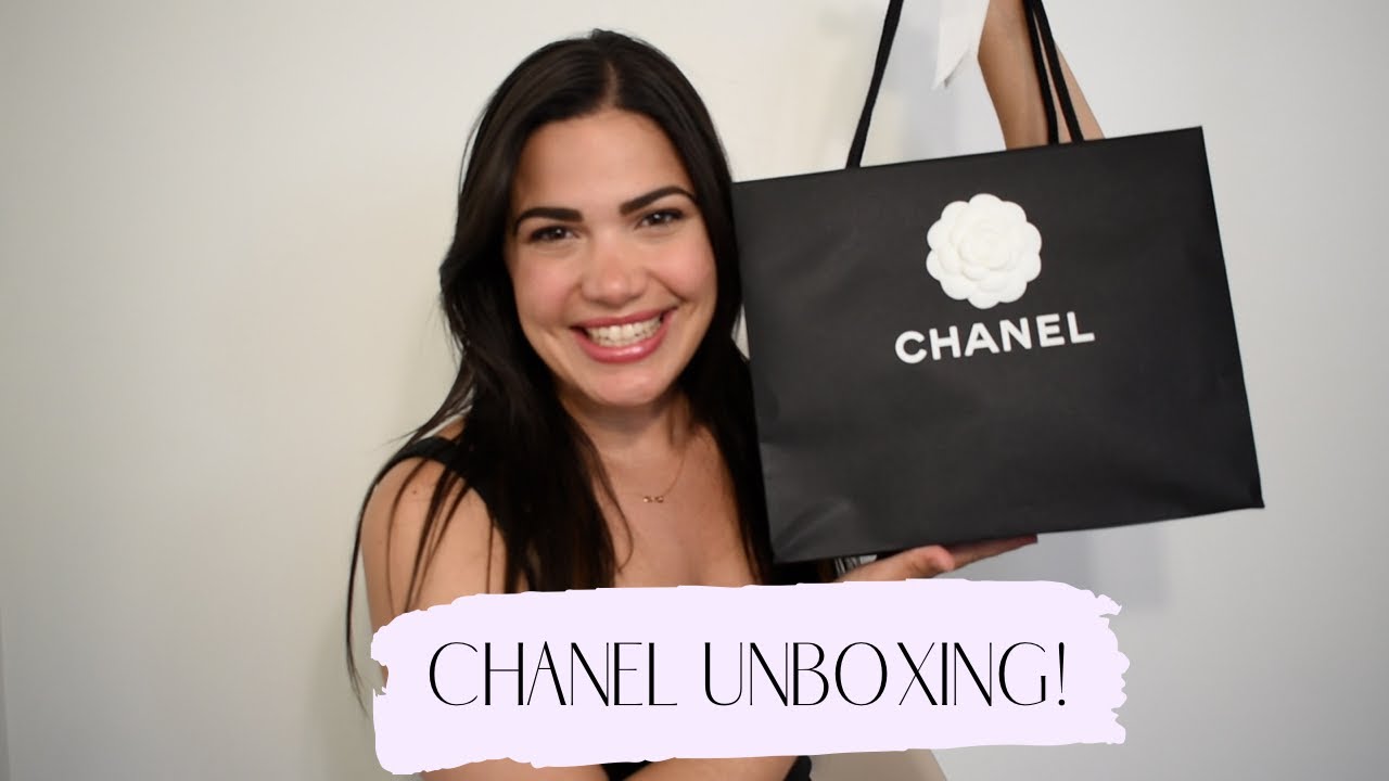 CHANEL HANDBAG UNBOXING! A Very Unique Handbag!! 