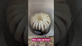 Bundt Cake Time • Mompreneur Life ❤️ Vlog YouTube #Shorts