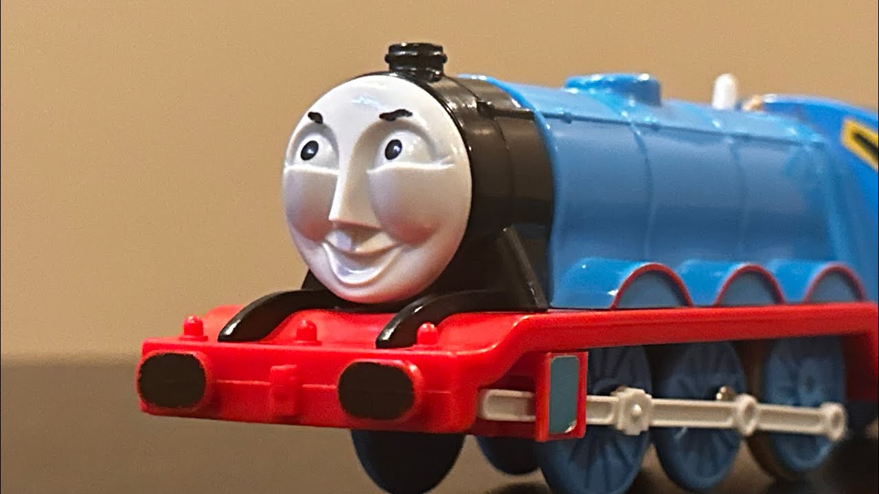 Thomas & Friends TOMY Gordon Cleaning 