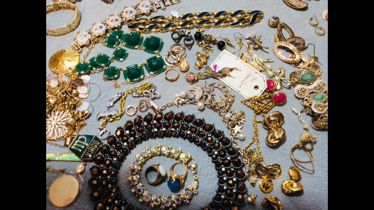 Another Great Jewelry Jar Found 14K bracelet YouTube