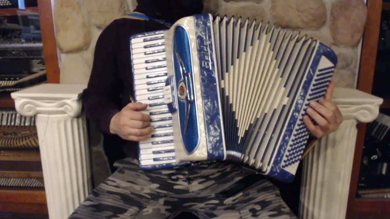 4961 - Ocean Blue Baldoni Piano Accordion LM 41 120