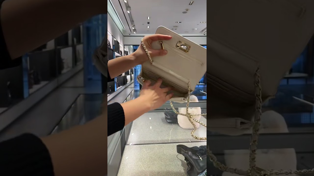 Túi Cressida Quilted Push-Lock Clutch