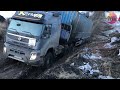 Truck Crossing Dangerous Snow 2022 | Amazing The Truck Went Through A Muddy  With Slippery Wheels !!