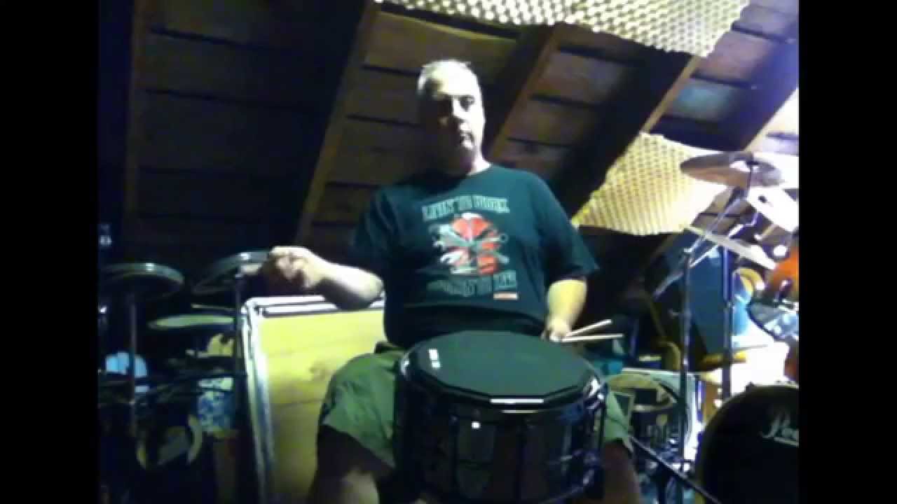 Easy marching drum beat lesson. - YouTube