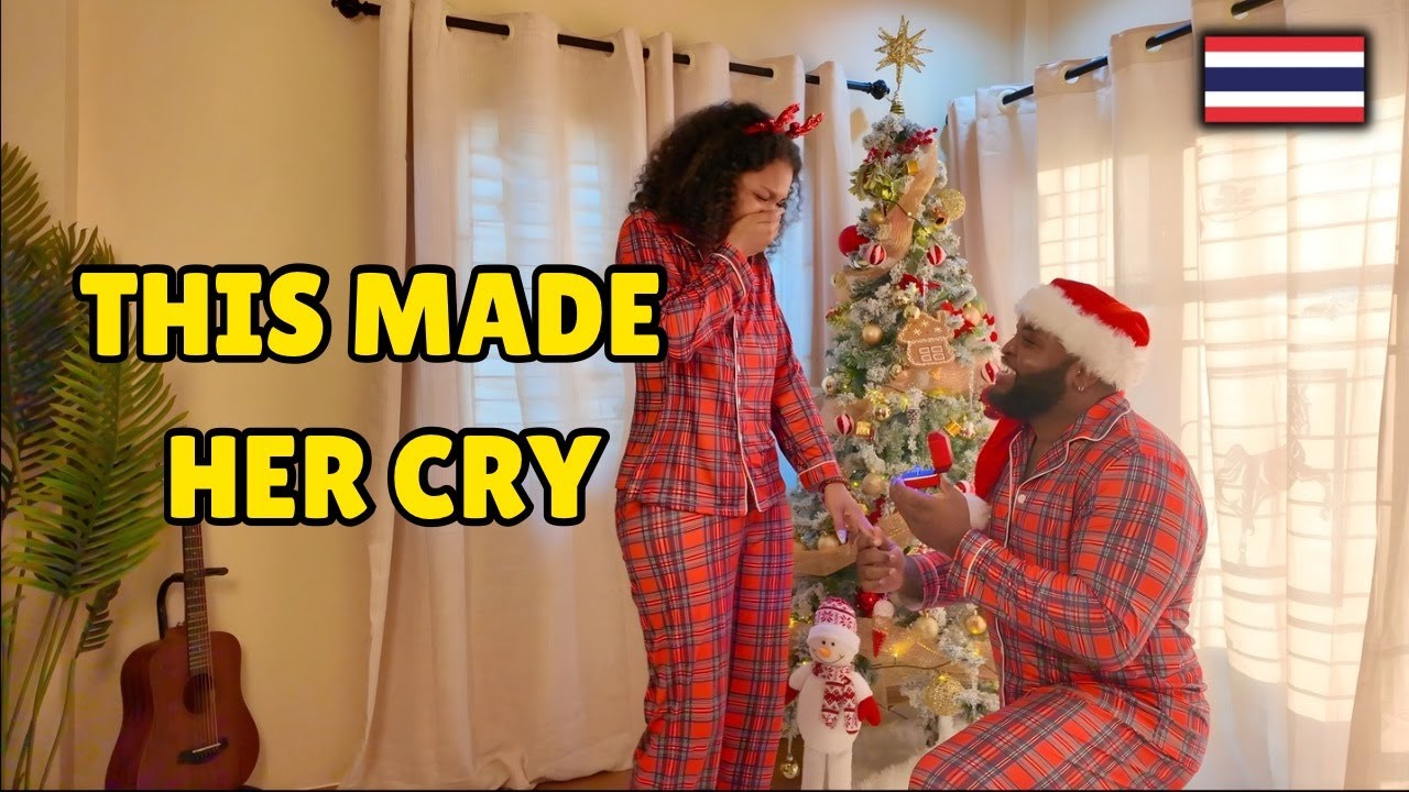 Реакция тайской девушки на предложение руки и сердца на Рождество 🇹🇭