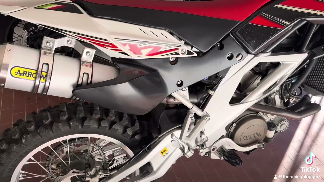 APRILIA RXV 450 V-Twin Engine Enduro sound with full Arrow! (VERY RARE!)