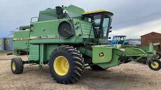 JD 8820 Combine