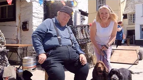 MEETING Bert Large /Ian McNeice in Port Isaac Doc ...