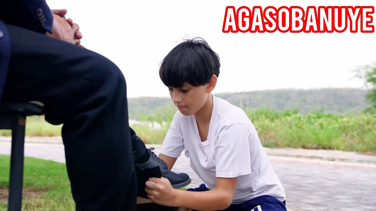 Umwana wumukene baramututse kugeza ubwo mwarimu amwanze akamwirukana.