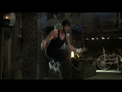 Тренировка из фильма"Рокки 4" 1985 г. Сильвестр Сталлоне и Дольф Лундгрен