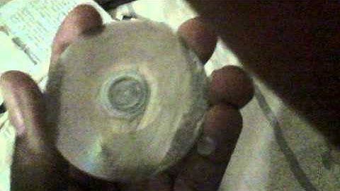 How to clean your UMD Disk  (Really works)