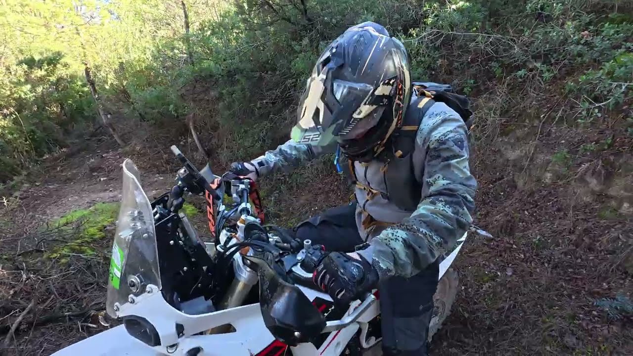 Kove 450 Rally vs Himalayan 450, du vrai trail off-road en Espagne! 🤠✌️