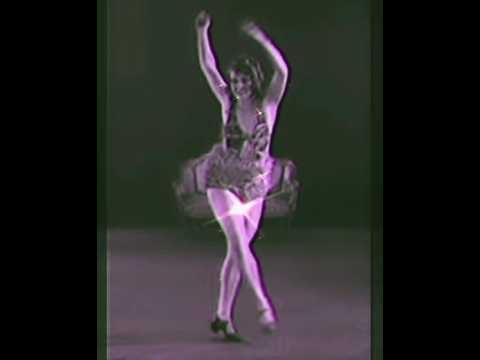 🗝️ Roaring Twenties Flapper Dances Charleston - YouTube